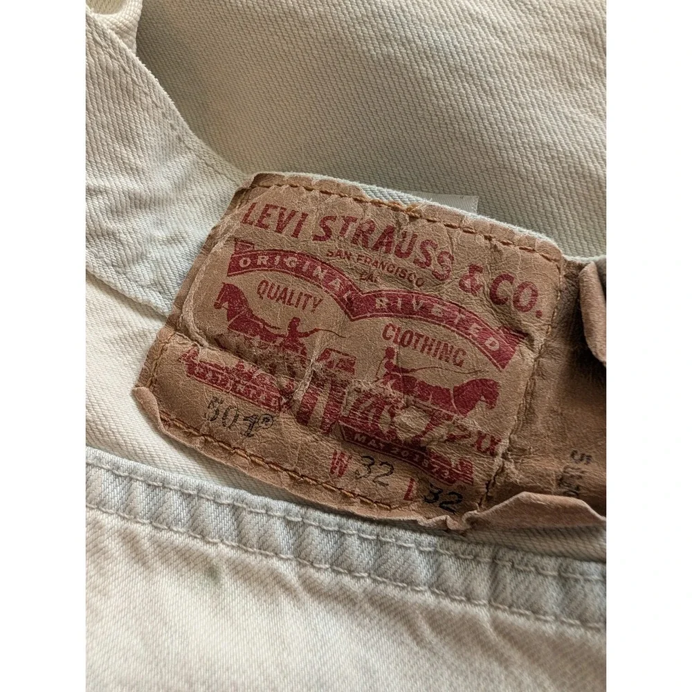 Levis 501 Original Fit Jeans Mens 32x32 Off White Cream Button Fly Straight Leg
